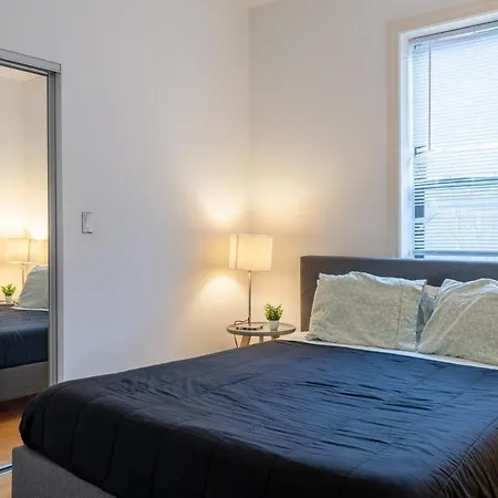 Stylish 4br In Hyde Park, Steps From Uchicago Apartment Chicago