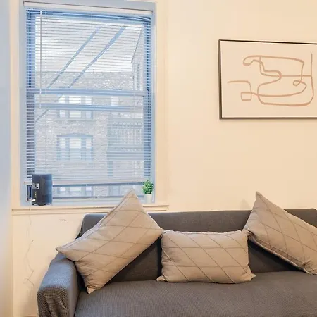 Apartment Stylish 4br In Hyde Park, Steps From Uchicago
