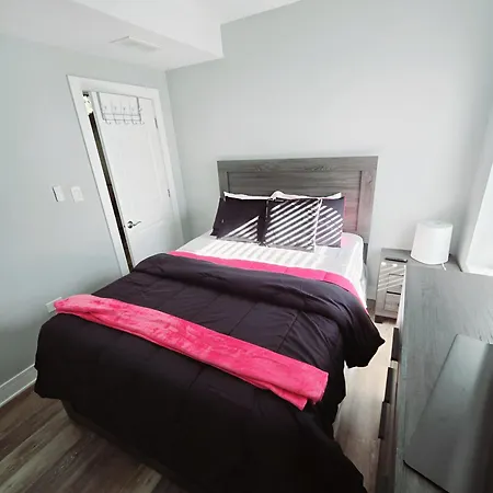 Cozy & Near Downtown & Hyde Park *