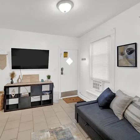 Apartment Kimball Chicago