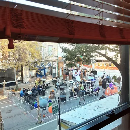 The Roscoe Village