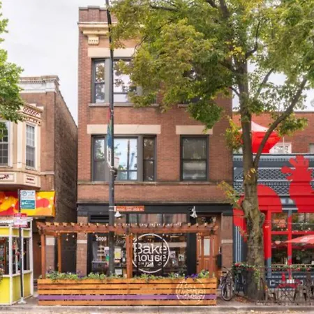 The Roscoe Village Apartment Chicago