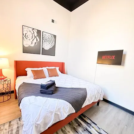 Apartment Luxury 6br Perfect For Group Sleeps 12 Near Chinatown, Mccormick Place, Soldier Field And Of Illinois