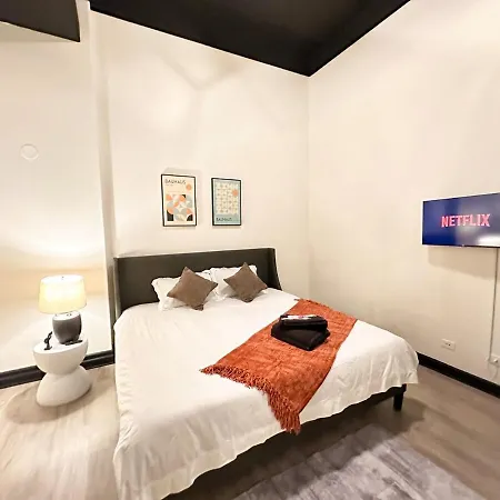 Apartment Luxury 6br Perfect For Group Sleeps 12 Near Chinatown, Mccormick Place, Soldier Field And Of Illinois Chicago