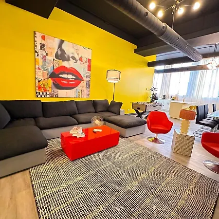 Luxury 6br Perfect For Group Sleeps 12 Near Chinatown, Mccormick Place, Soldier Field And Of Illinois * Chicago