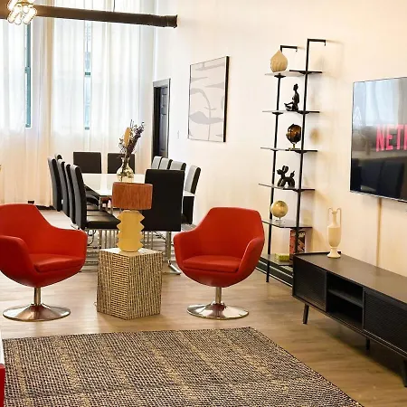 Apartment Luxury 6br Perfect For Group Sleeps 12 Near Chinatown, Mccormick Place, Soldier Field And Of Illinois *