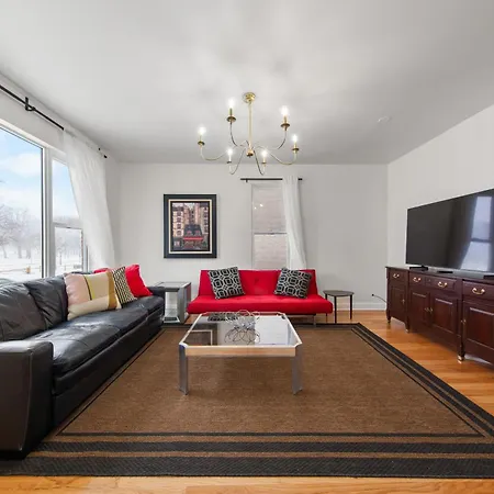 Perfect Location Across From Park & Train Station Chicago