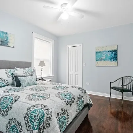 420 Long Term 2 Bedroom Laundry Private Parking