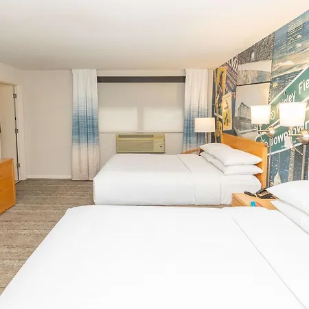 Versey Lincoln Park Hotel Chicago