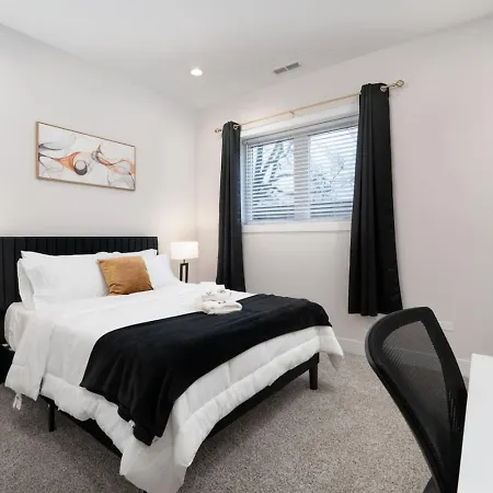 Gilean Urban Retreat * Chicago