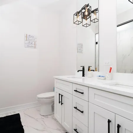 Modern 3br Near Dt Chi * Chicago