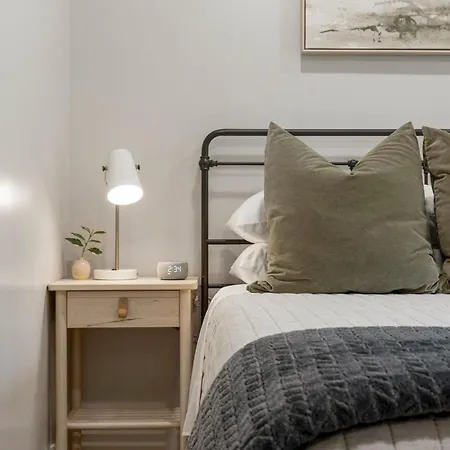 Cherry Street Getaway Holiday home