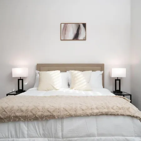 Apartment Modern 3br Near Dt Chi