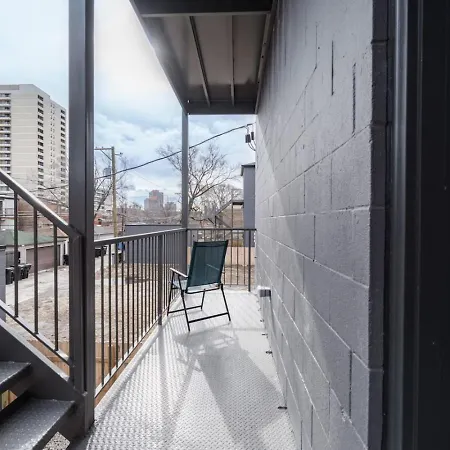 Modern 3br Near Dt Chi Apartment *
