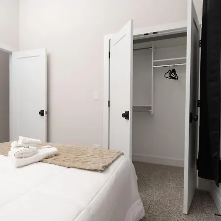 Apartment Modern 3br Near Dt Chi *
