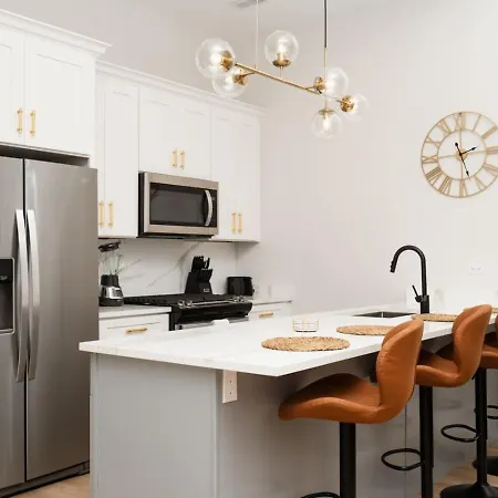 Modern 3br Near Dt Chi Apartment Chicago