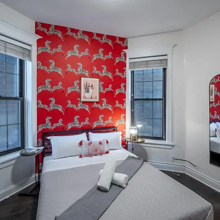 Apartment Wrigleyville