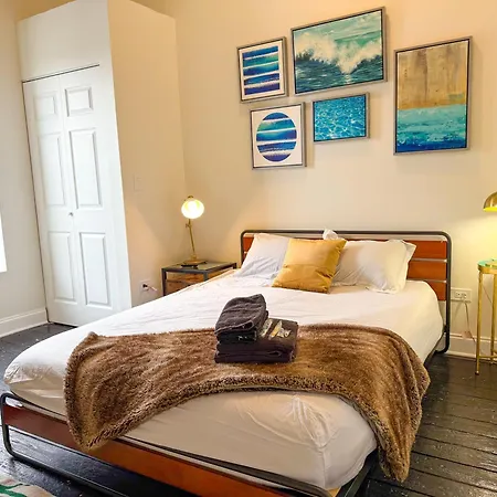 Luxury 5br South Loop With Pool Table And Optional Parking Near Mccormick Place, Field Museum And Soldier Field Chicago