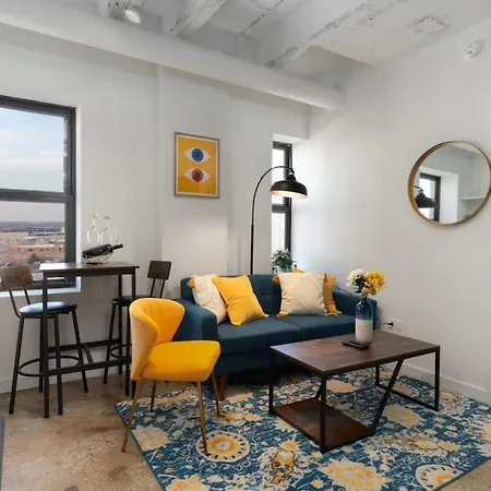 Apartment Regal Stylish Uptown Loft Beachfront Rooftopwfhgym *