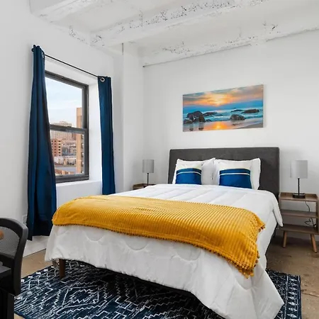 Apartment Regal Stylish Uptown Loft Beachfront Rooftopwfhgym Chicago