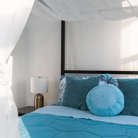 Sunny Modern Loft Montrose Rooftop Wfh Gym *