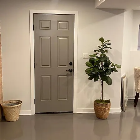 New Adorable Unit Located In Historic Greystone Chicago
