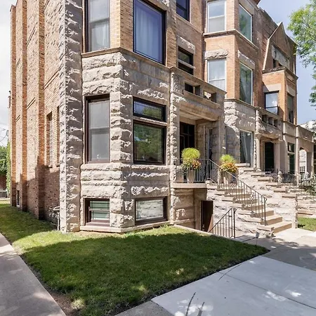 New Adorable Unit Located In Historic Greystone Apartment