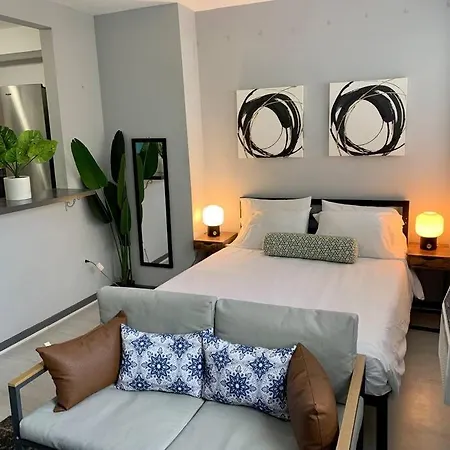 Apartment Explore North Side From Modern *