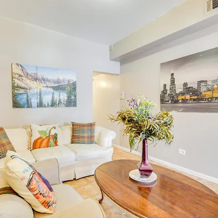 5 Mi To Loop Walk To Public Transit! Apartment *