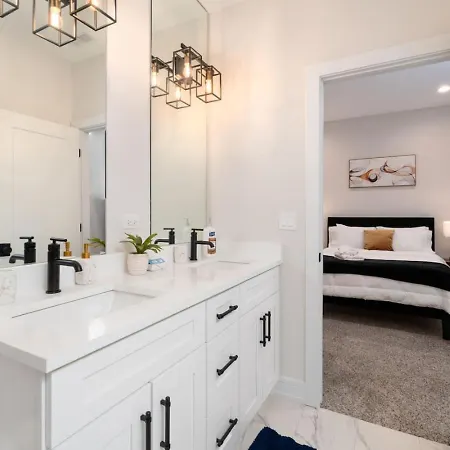 Affordable Private - Shared Apartment Chicago