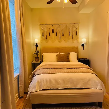 The Avondale Retreat Apartment Chicago