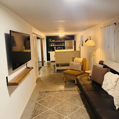 The Avondale Retreat *