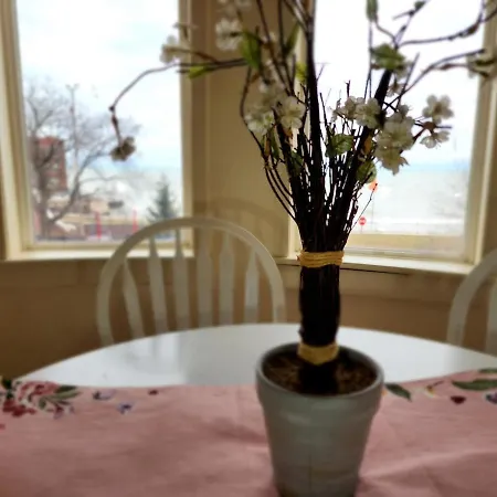 Apartment Charming Lakefront Stunning View