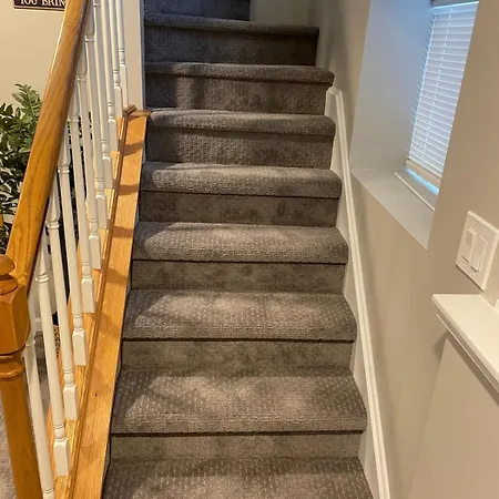 3Bd2Ba Dual Level W Family Room King Bed *