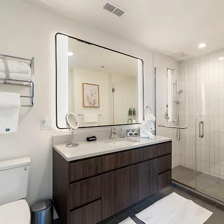 Stylish & Cozy 2br 2ba Retreat Apartment *