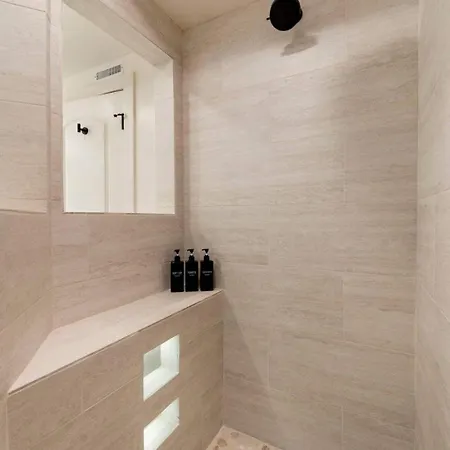 Apartment Luxury 2br 2ba In Wicker Park