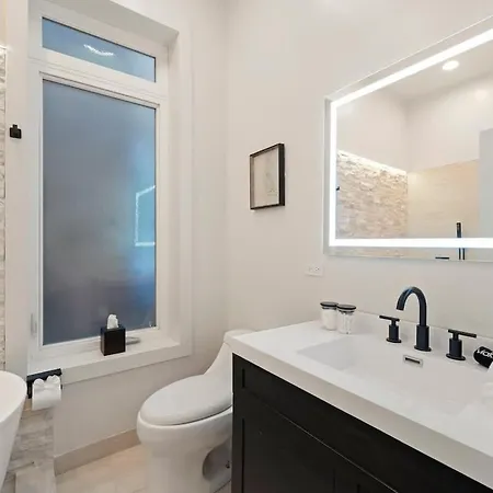 Apartment Luxury 2br In Wicker Park