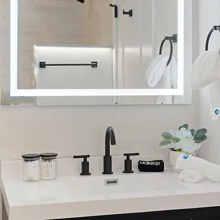 Apartment Luxury 2br In Wicker Park *