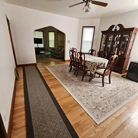 Urban Gem In Logan Square