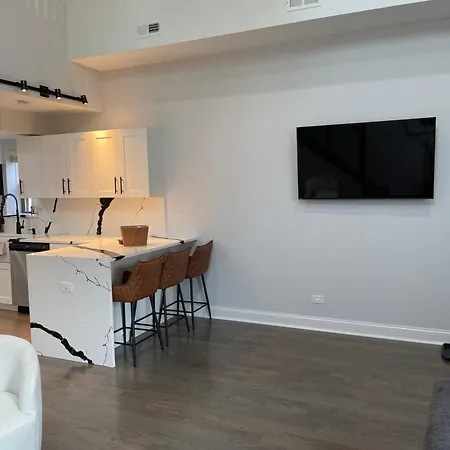 Apartment Mixed Neutral Vibes