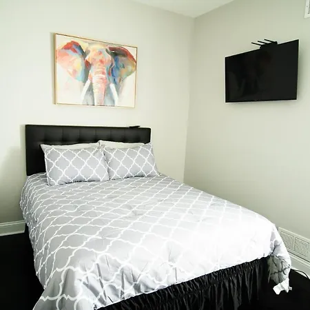 Apartment 7 Star The Malia Oasis 3br 1 Half Bath Office Space