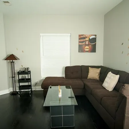 Apartment 7 Star The Malia Oasis 3br 1 Half Bath Office Space *
