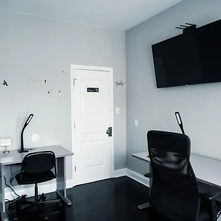 Apartment 7 Star The Malia Oasis 3br 1 Half Bath Office Space Chicago
