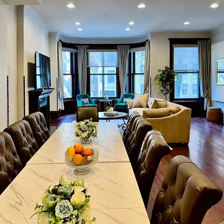 Spectacular Gilded Age 6 Bedroom Gold Coast Mansion With Deck Holiday home Chicago
