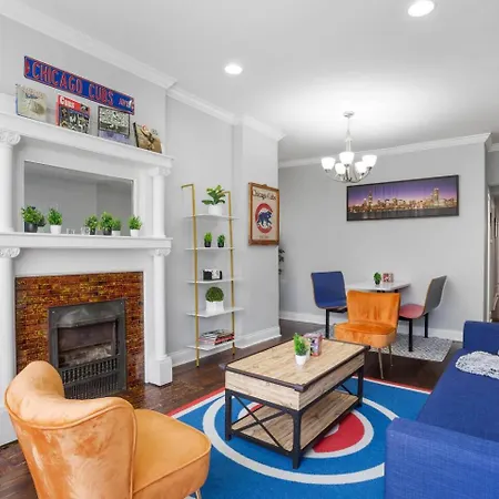 Apartment Modern 6br House Steps To Wrigleyville *