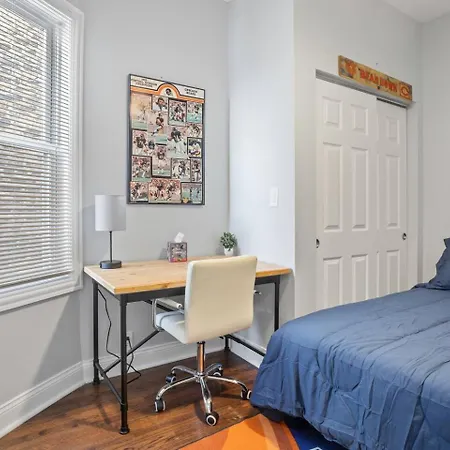 Modern 6br House Steps To Wrigleyville Chicago