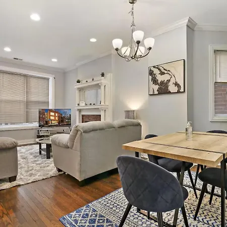 Modern 6br House Steps To Wrigleyville