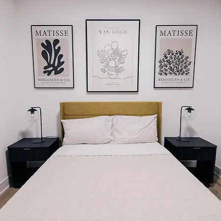 Apartment Parisian Retreat 6min To Main Quandrangle U Of C