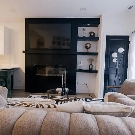 Apartment Parisian Retreat 6min To Main Quandrangle U Of C