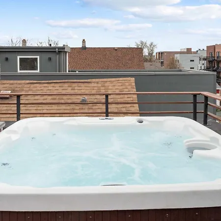 5br 5ba Architectural Estate-theatre Gym Rooftop Holiday home *